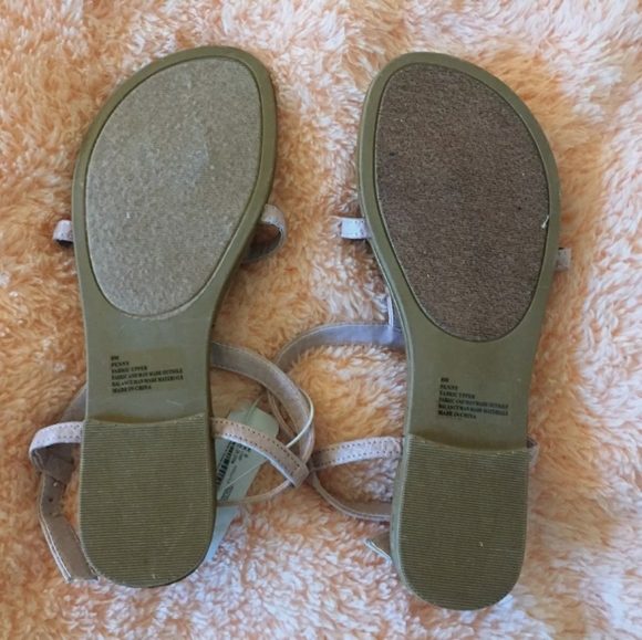 Sandals - Picture 3 of 3